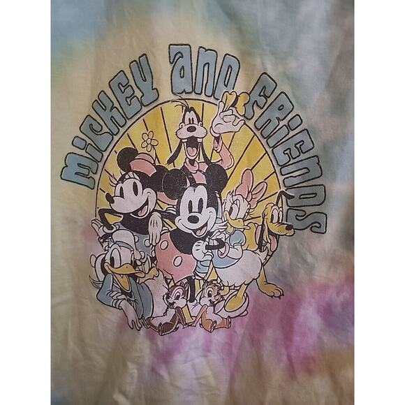 NEW Walt Disney World Mickey And Friends Men's Tie Dye T-Shirt Small NWT A113 - Picture 1 of 6